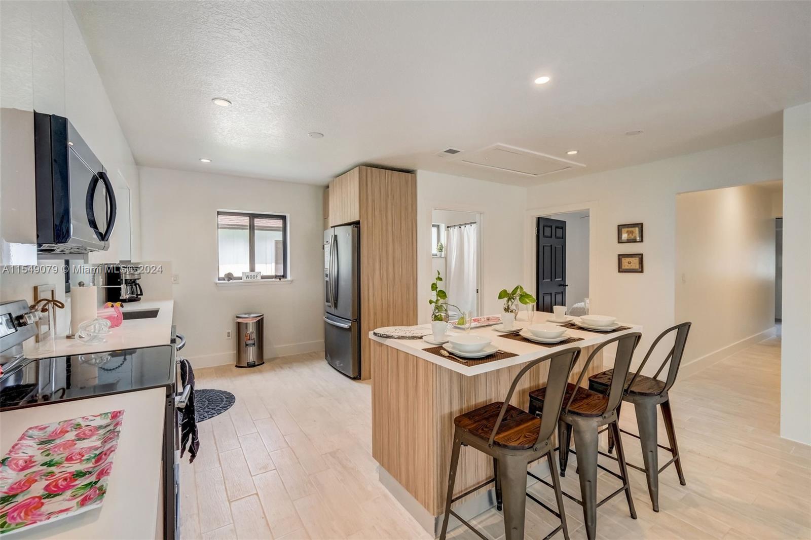 32595 SW 202nd Ave, Homestead, Florida 33030, 3 Bedrooms Bedrooms, ,2 BathroomsBathrooms,Residential,For Sale,32595 SW 202nd Ave,A11549079