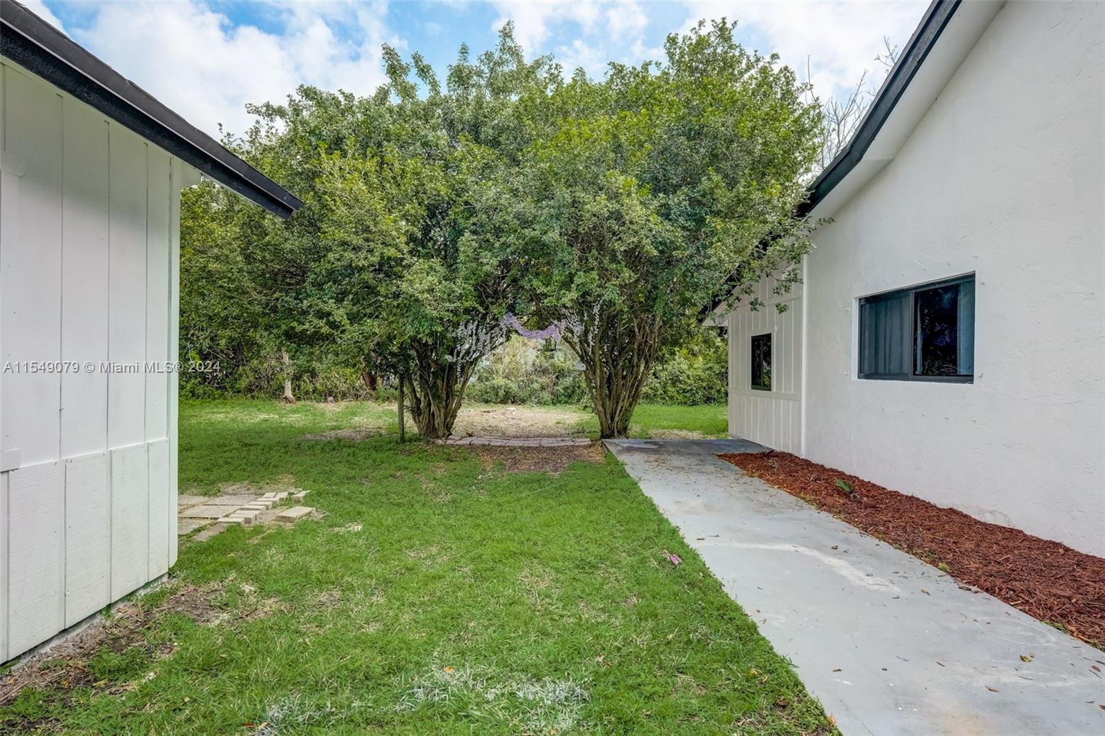 32595 SW 202nd Ave, Homestead, Florida 33030, 3 Bedrooms Bedrooms, ,2 BathroomsBathrooms,Residential,For Sale,32595 SW 202nd Ave,A11549079