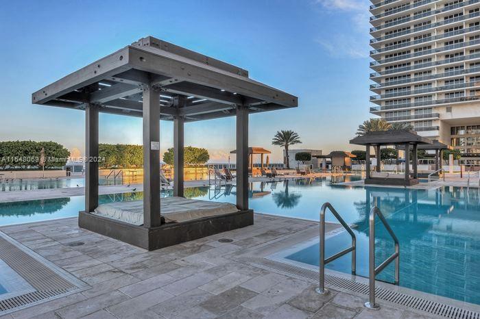 1800 S OCEAN DR 3803, Hallandale Beach, Florida 33009, 3 Bedrooms Bedrooms, ,3 BathroomsBathrooms,Residentiallease,For Rent,1800 S OCEAN DR 3803,A11548069