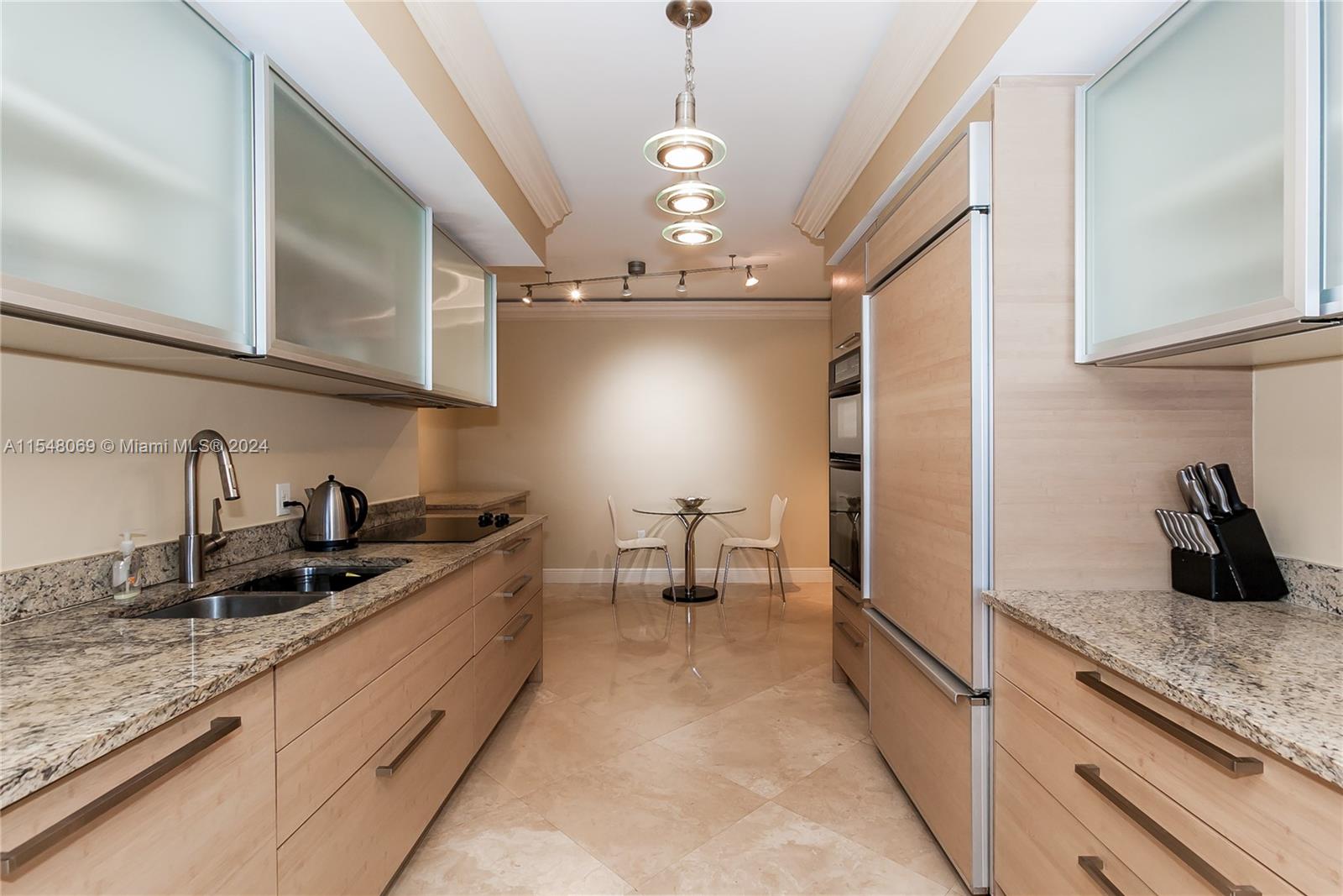 1800 S OCEAN DR 3803, Hallandale Beach, Florida 33009, 3 Bedrooms Bedrooms, ,3 BathroomsBathrooms,Residentiallease,For Rent,1800 S OCEAN DR 3803,A11548069