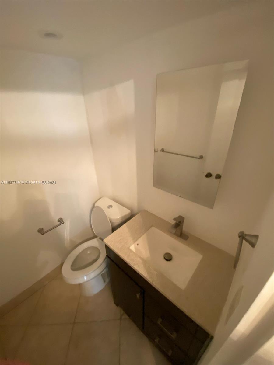 17570 Atlantic Blvd 502, Sunny Isles Beach, Florida 33160, 1 Bedroom Bedrooms, ,1 BathroomBathrooms,Residentiallease,For Rent,17570 Atlantic Blvd 502,A11537780