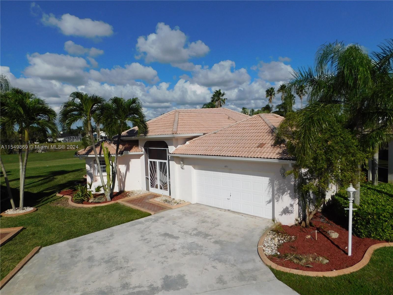 2710  Augusta Dr  For Sale A11549869, FL