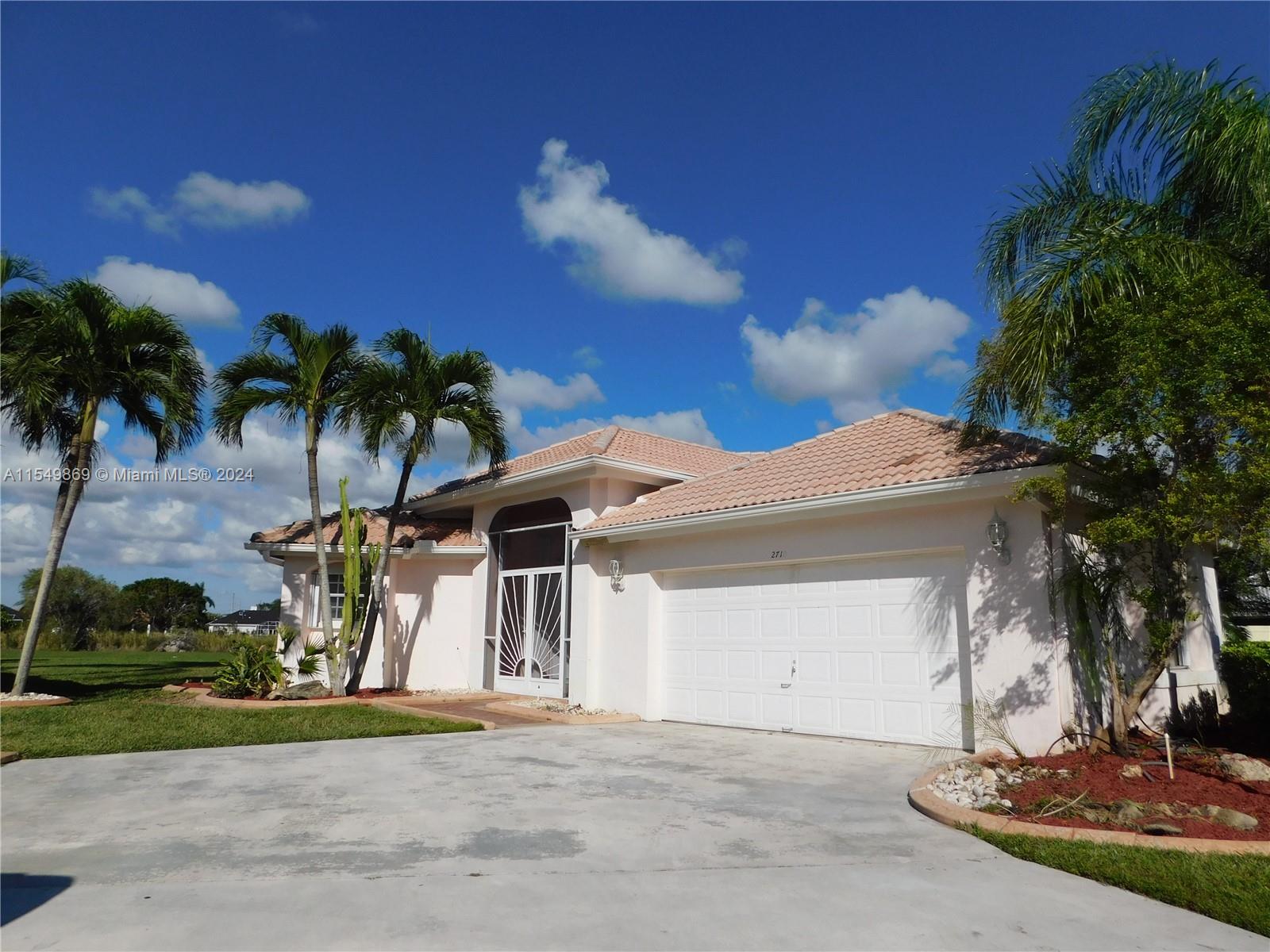 2710 Augusta Dr, Homestead, Florida 33035, 3 Bedrooms Bedrooms, ,2 BathroomsBathrooms,Residential,For Sale,2710 Augusta Dr,A11549869