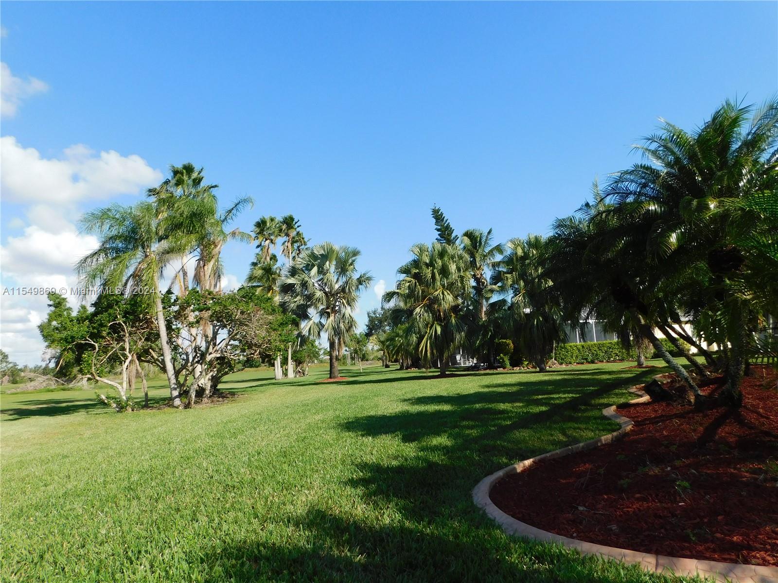 2710 Augusta Dr, Homestead, Florida 33035, 3 Bedrooms Bedrooms, ,2 BathroomsBathrooms,Residential,For Sale,2710 Augusta Dr,A11549869