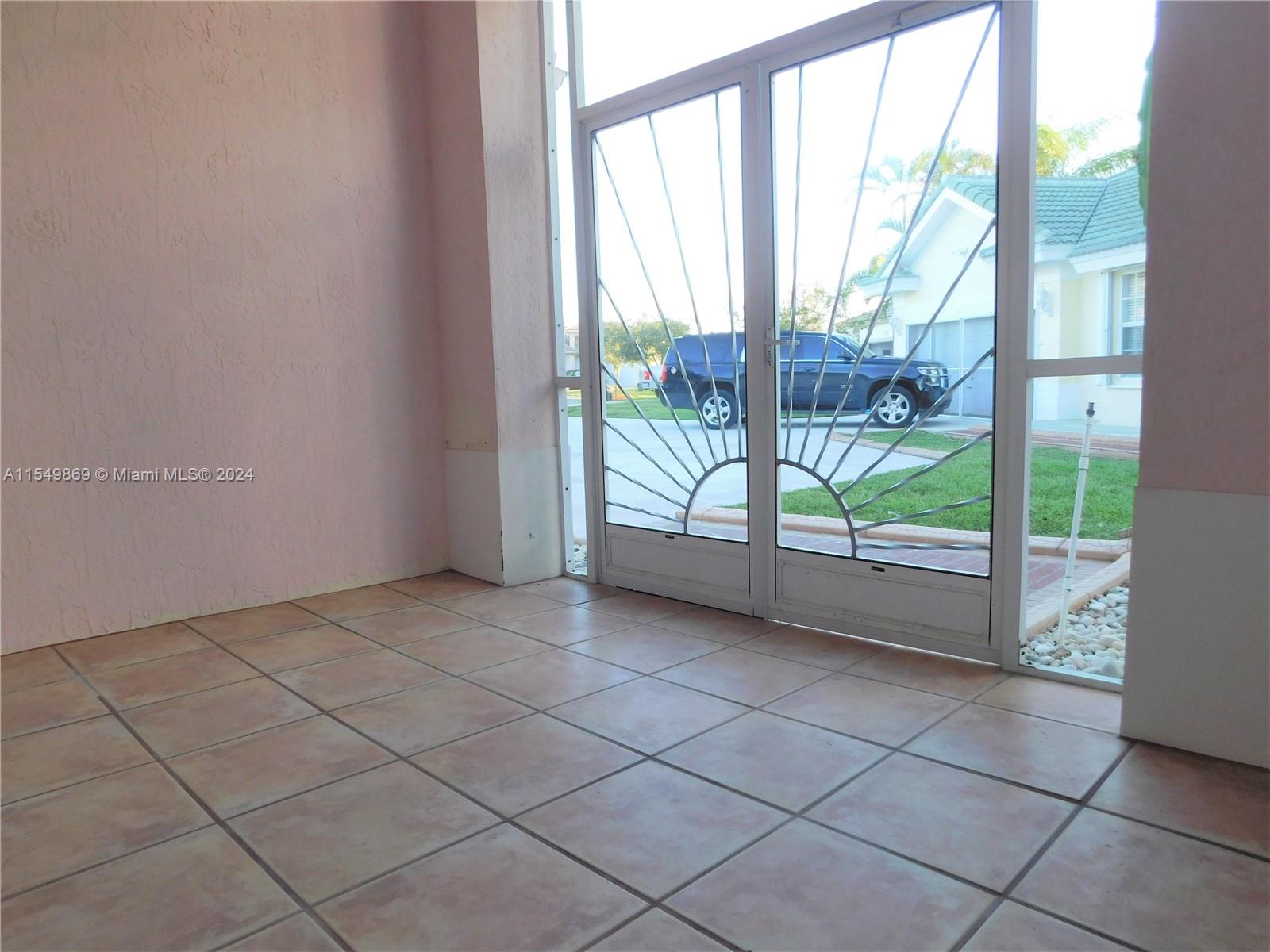 2710 Augusta Dr, Homestead, Florida 33035, 3 Bedrooms Bedrooms, ,2 BathroomsBathrooms,Residential,For Sale,2710 Augusta Dr,A11549869