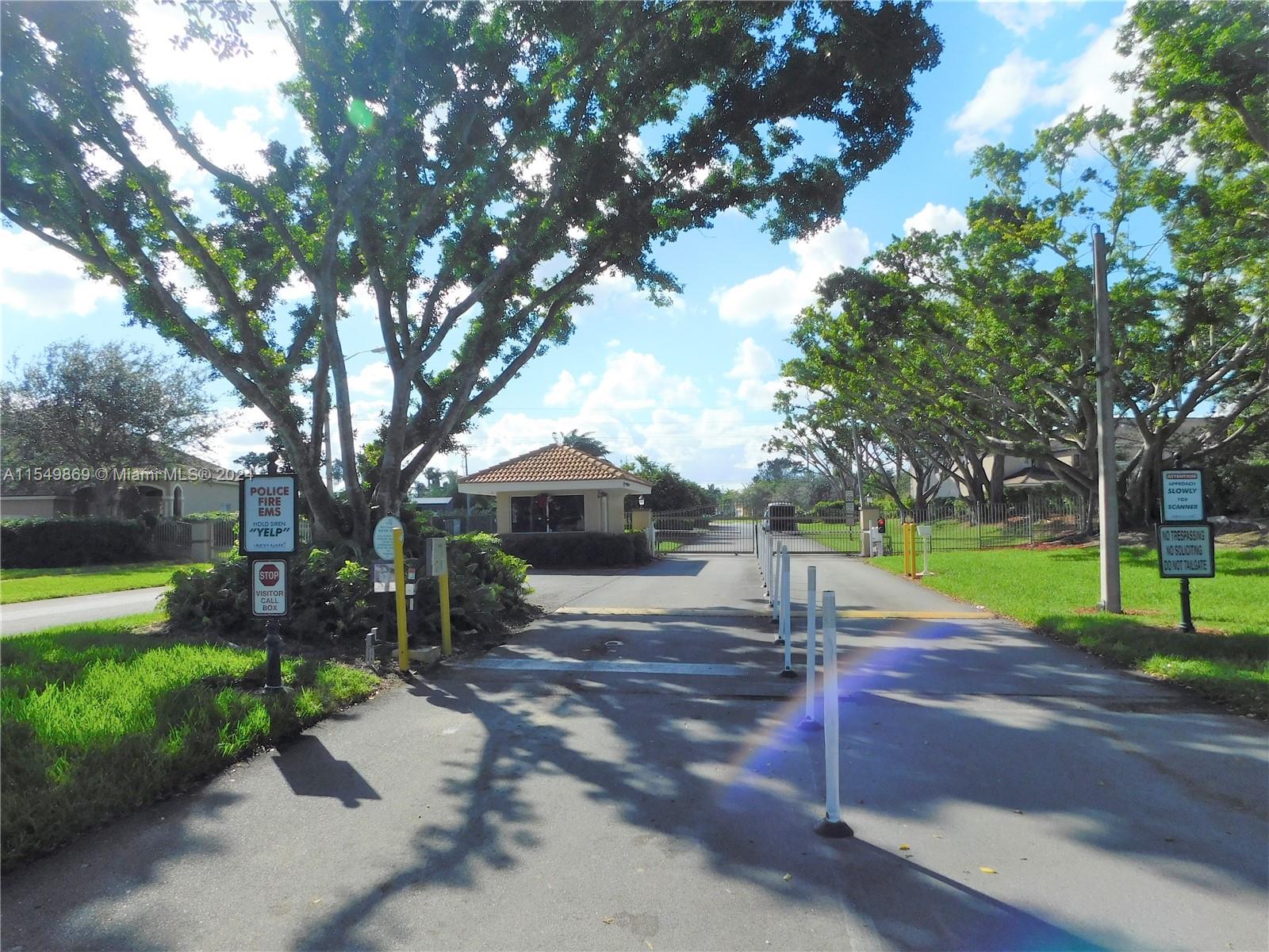 2710 Augusta Dr, Homestead, FL, 33035 United States, 3 Bedrooms Bedrooms, ,2 BathroomsBathrooms,Residential,For Sale,Augusta Dr,A11549869