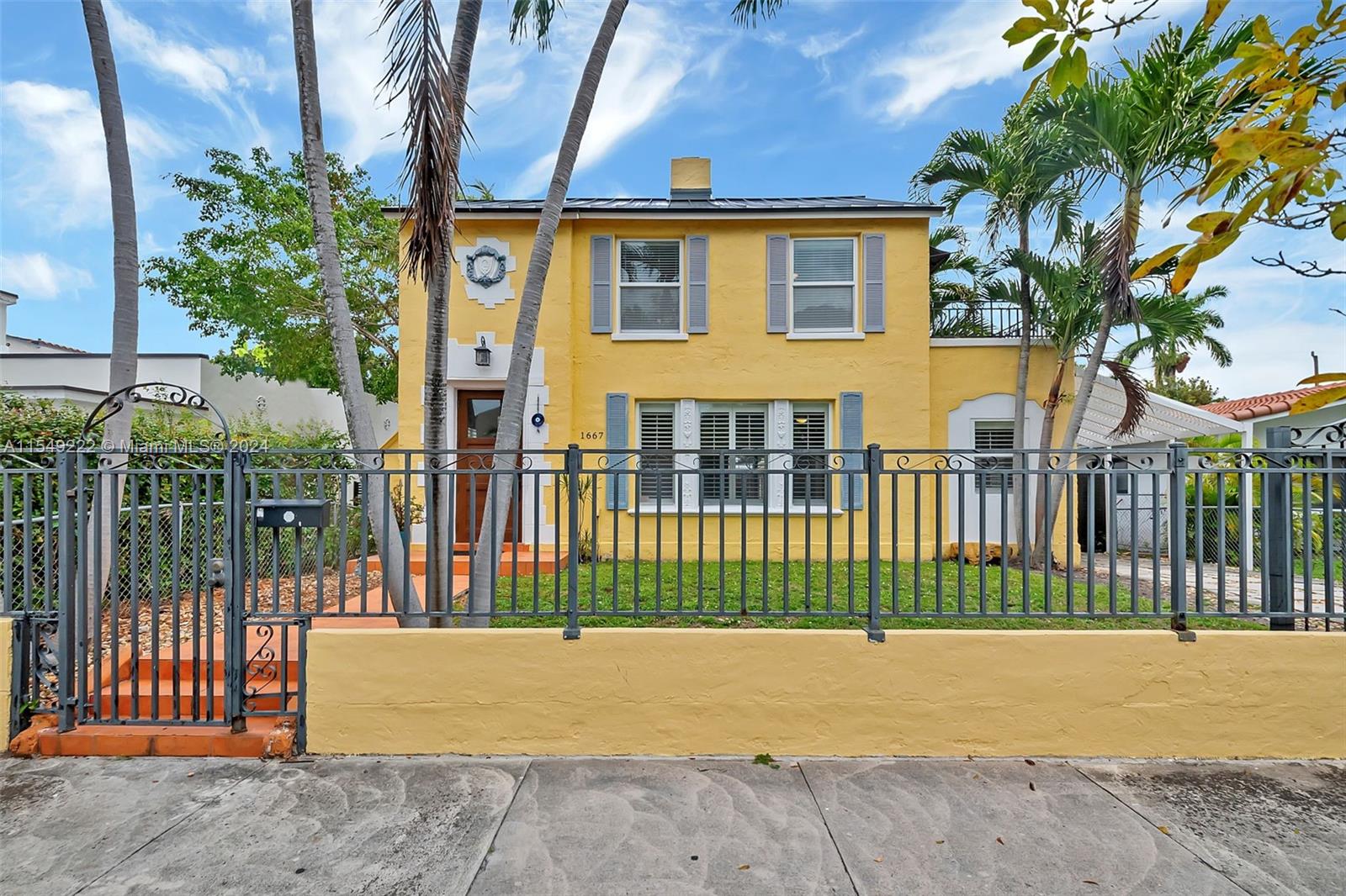 1667 SW 11th St  For Sale A11549222, FL