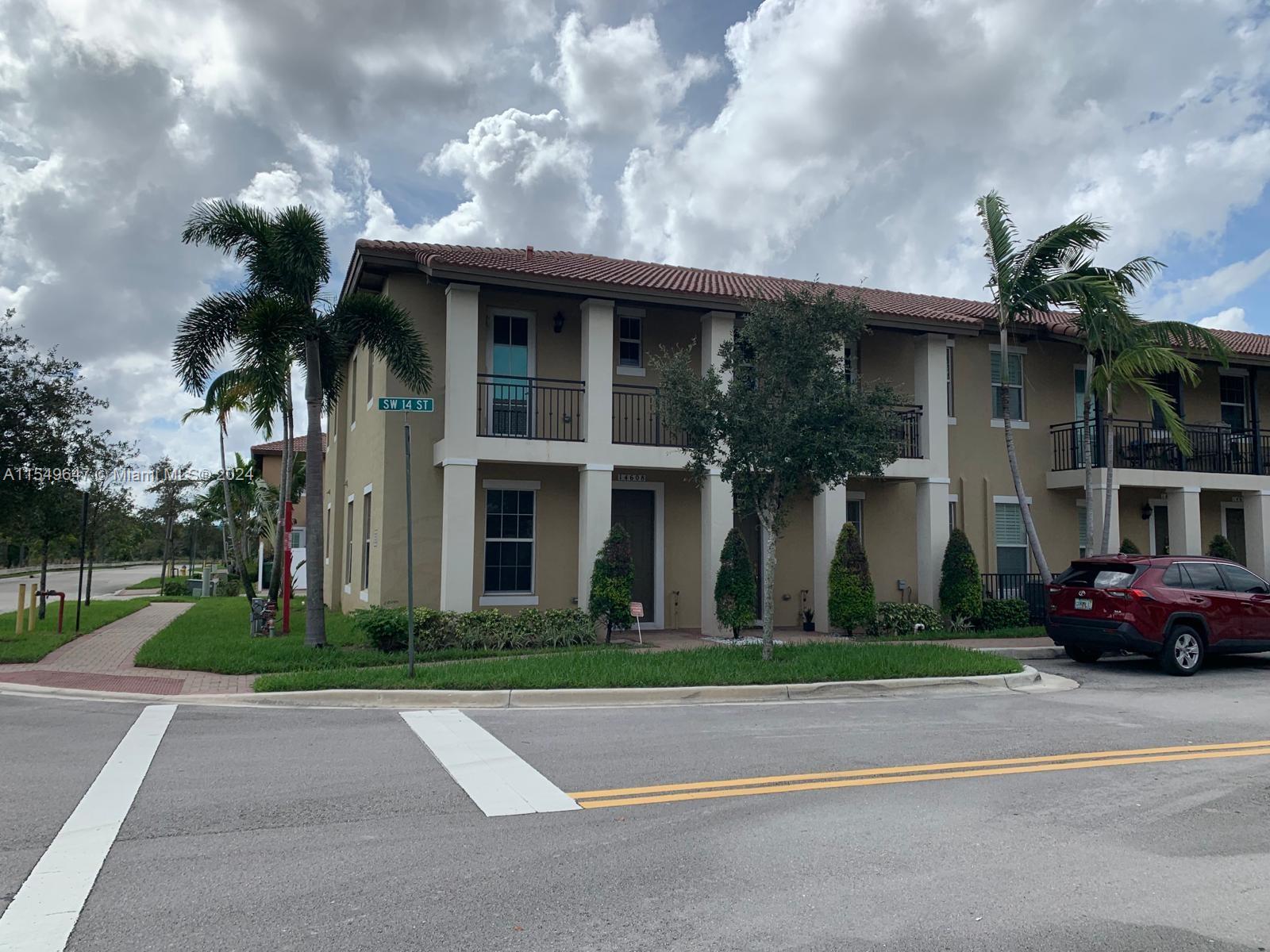 14608 SW 14th St, Pembroke Pines, Florida 33027, 3 Bedrooms Bedrooms, ,2 BathroomsBathrooms,Residentiallease,For Rent,14608 SW 14th St,A11549647
