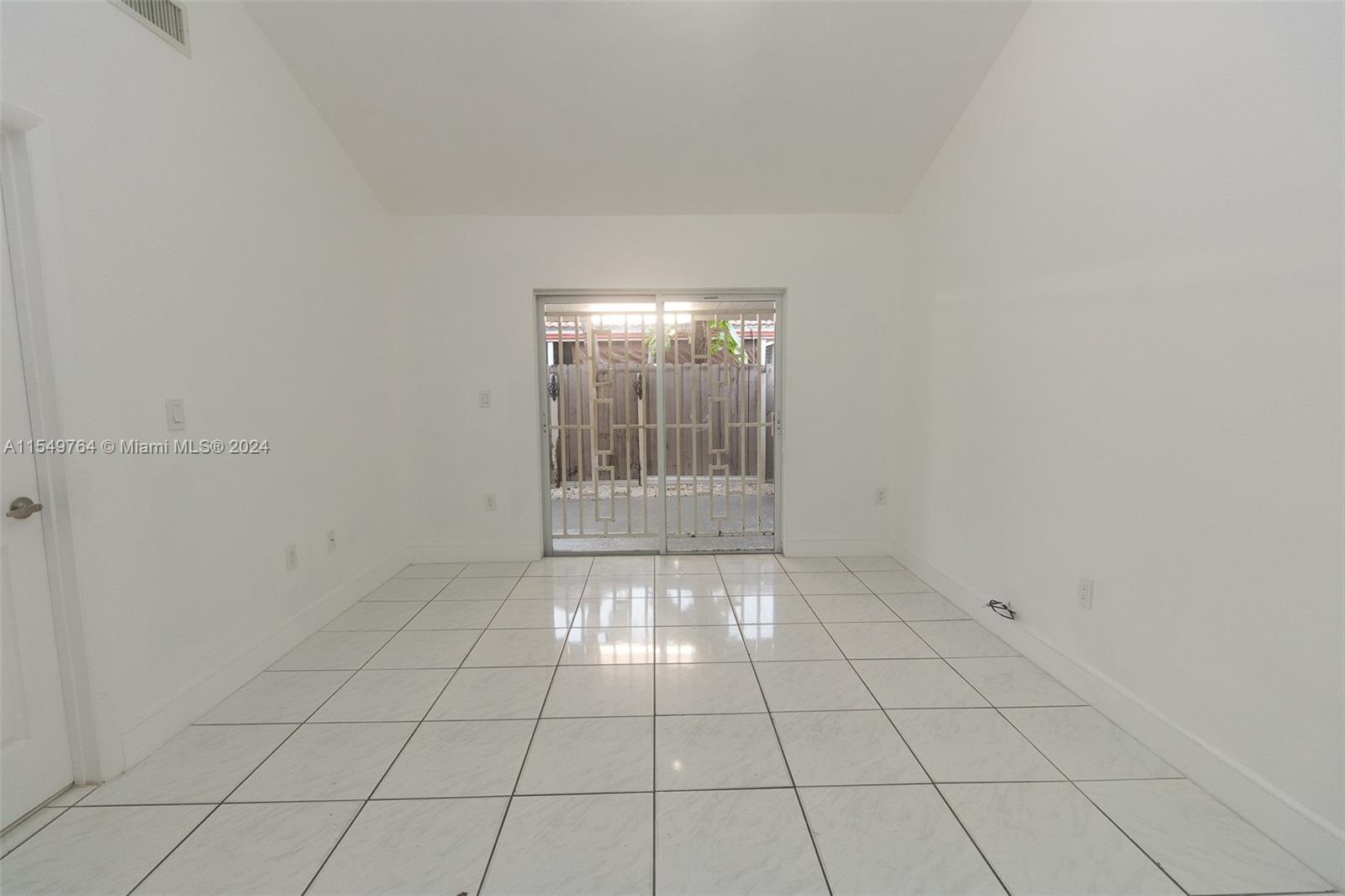 8956 117th Ter, Hialeah Gardens, FL, 33018 United States, 4 Bedrooms Bedrooms, ,2 BathroomsBathrooms,Residential,For Sale,117th Ter,A11549764