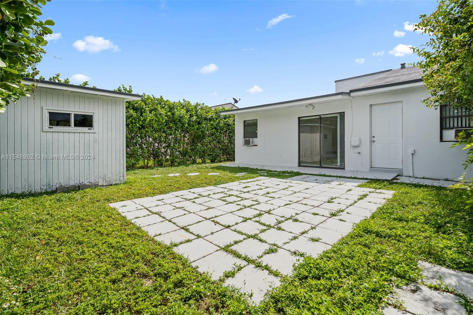 8335 10th Ter, Miami, FL, 33144 United States, 2 Bedrooms Bedrooms, ,2 BathroomsBathrooms,Residential,For Sale,10th Ter,A11548962