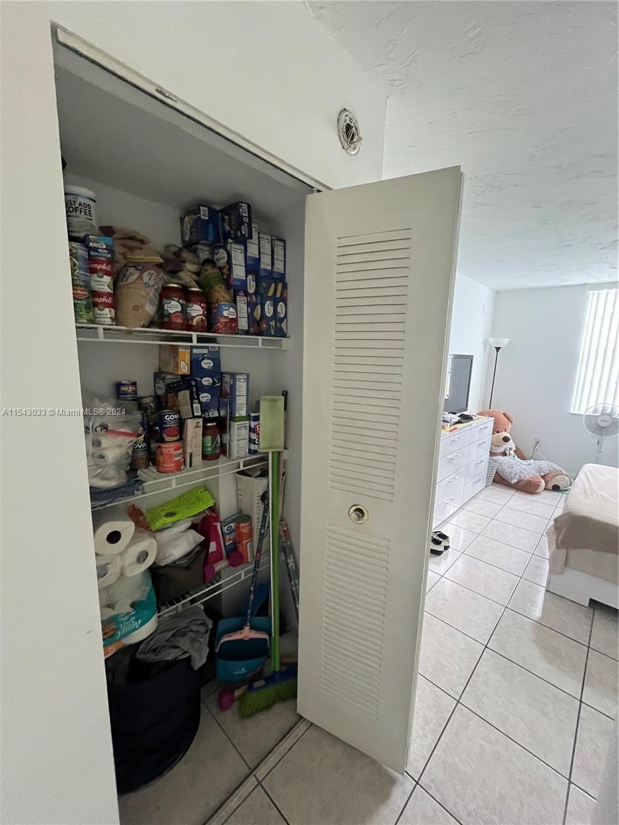 9440 Fontainebleau Blvd, Miami, FL, 33172 United States, 1 Bedroom Bedrooms, ,1 BathroomBathrooms,Residential,For Sale,Fontainebleau Blvd,A11543033