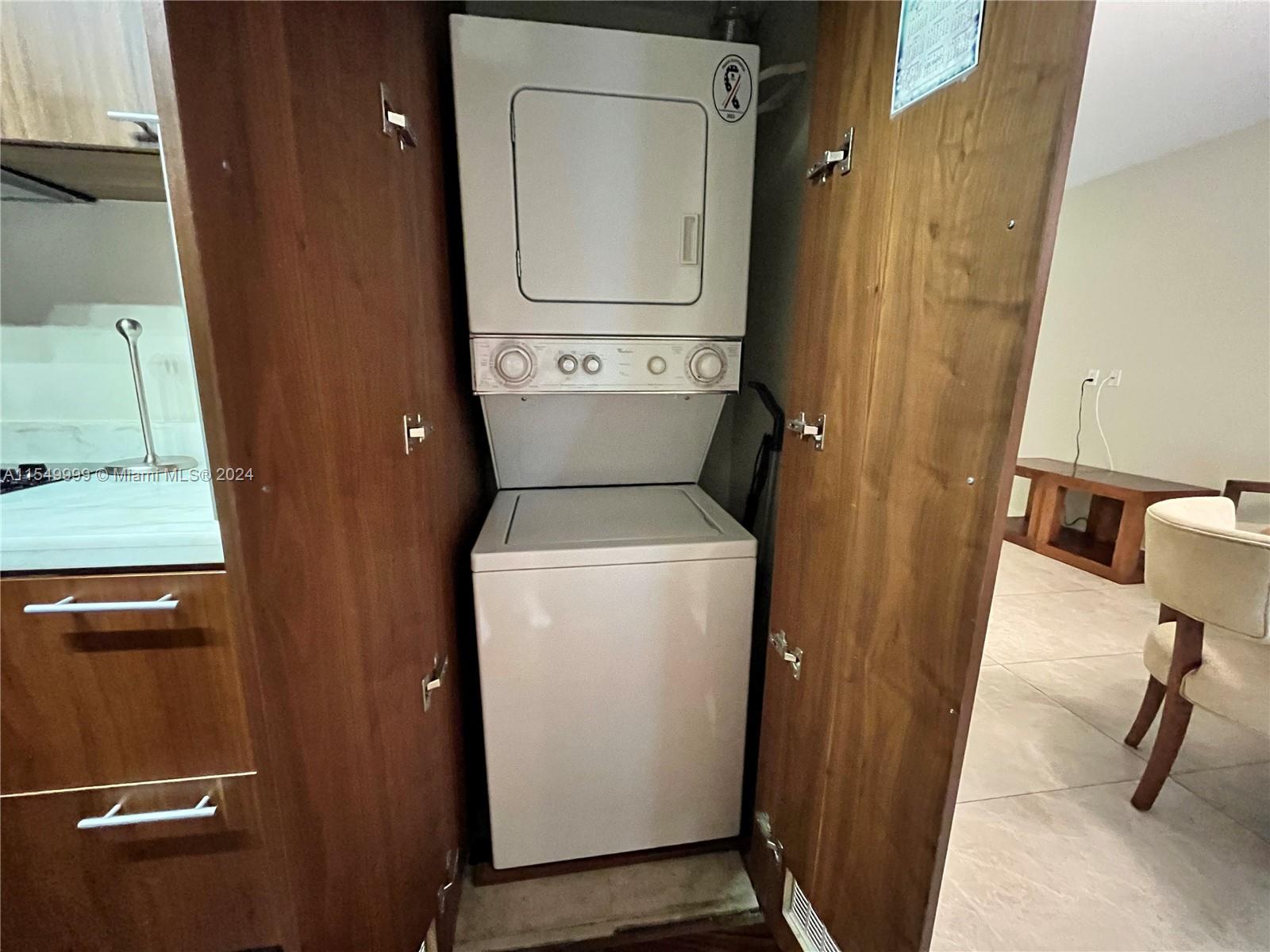 50 BISCAYNE BL 714, Miami, Florida 33132, 1 Bedroom Bedrooms, ,2 BathroomsBathrooms,Residentiallease,For Rent,50 BISCAYNE BL 714,A11549999