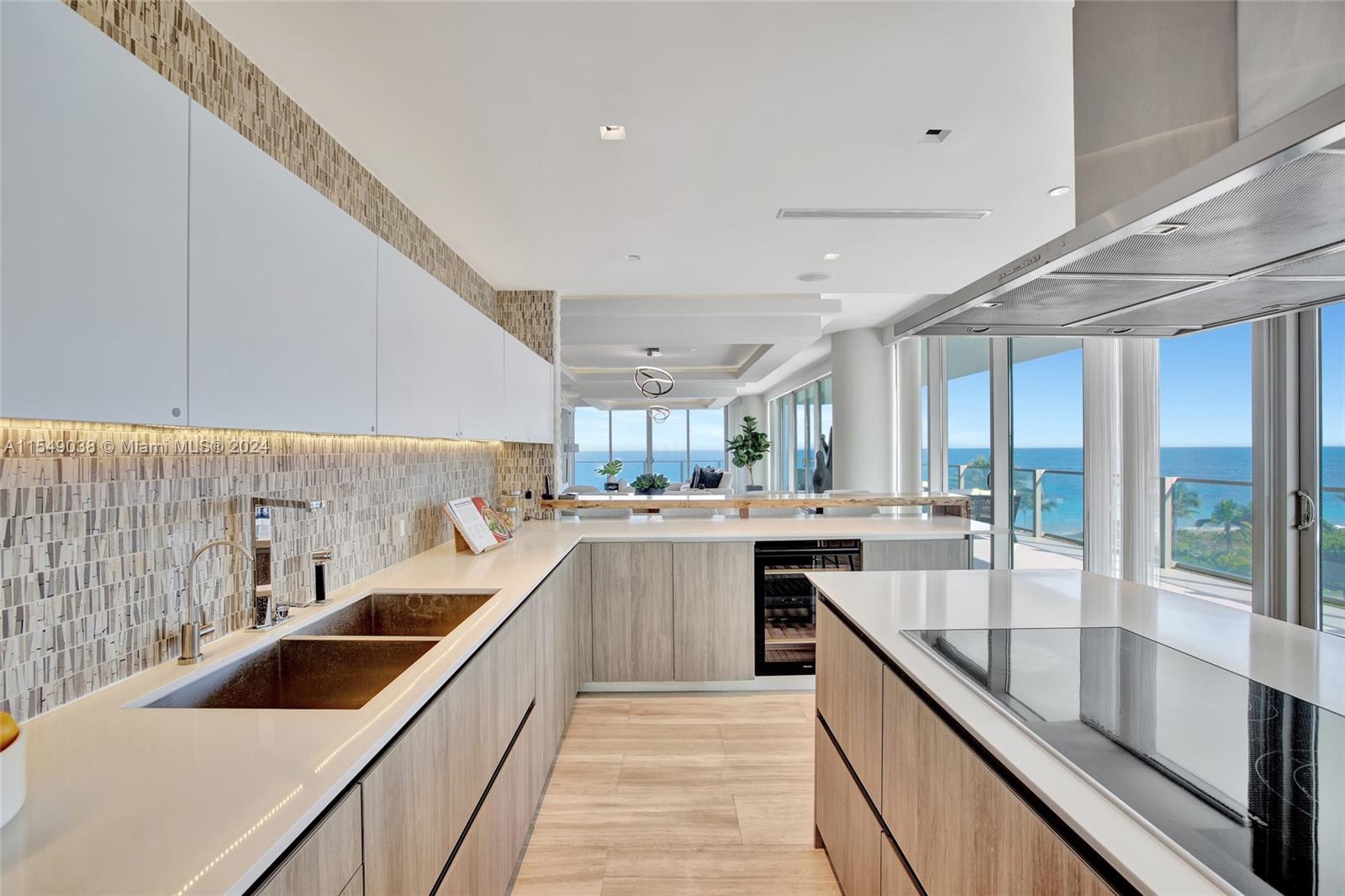 360 Ocean Dr, Key Biscayne, FL, 33149 United States, 4 Bedrooms Bedrooms, ,6 BathroomsBathrooms,Residential,For Sale,Ocean Dr,A11549038