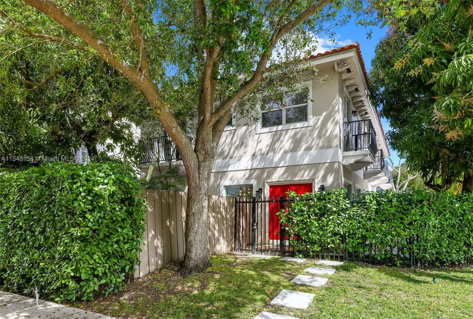 3235 Elizabeth St, Miami, FL, 33133 United States, 3 Bedrooms Bedrooms, ,2 BathroomsBathrooms,Residential,For Sale,Elizabeth St,A11548136