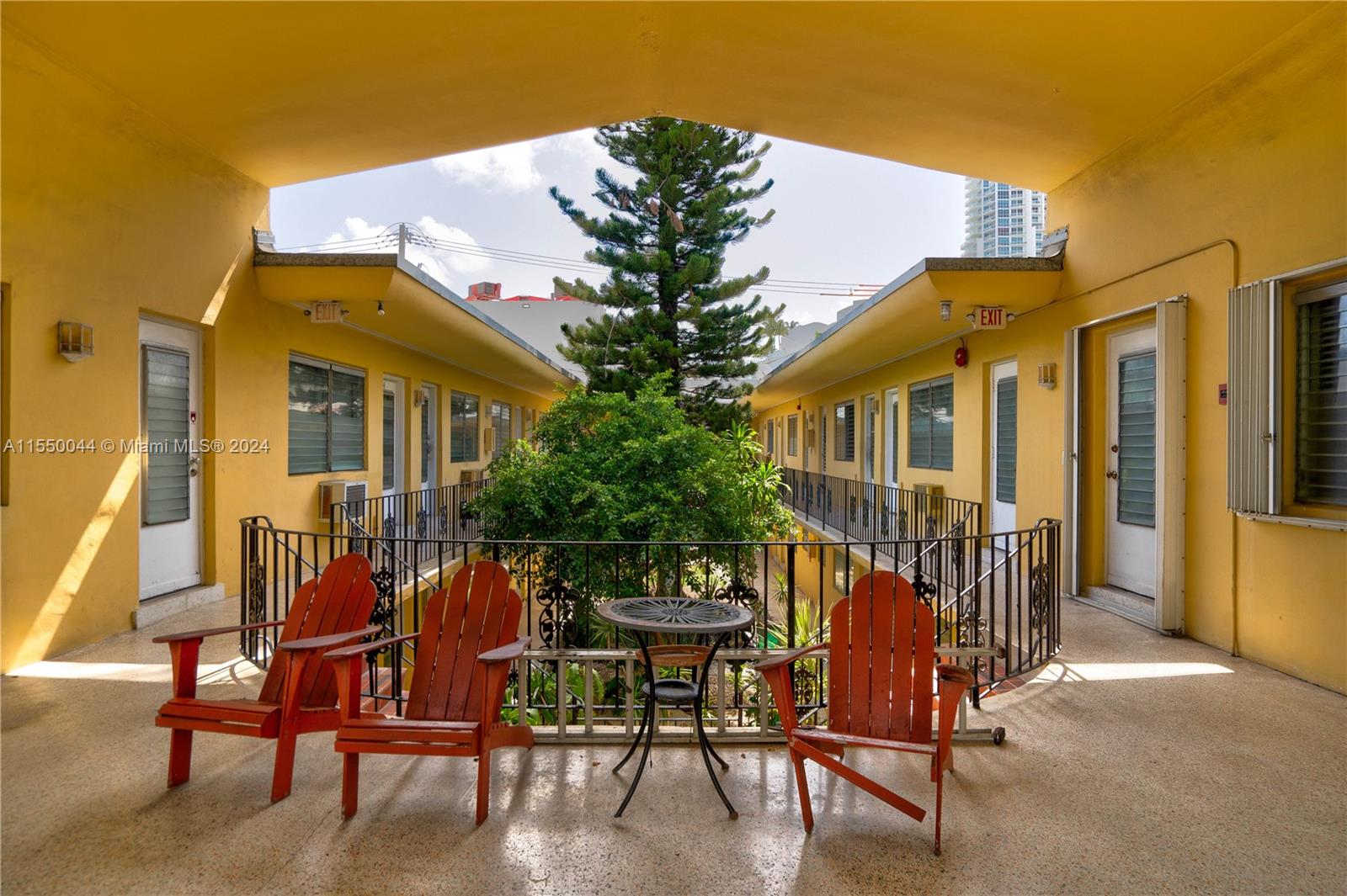 65 Washington Ave 6, Miami Beach, Florida 33139, ,1 BathroomBathrooms,Residential,For Sale,65 Washington Ave 6,A11550044