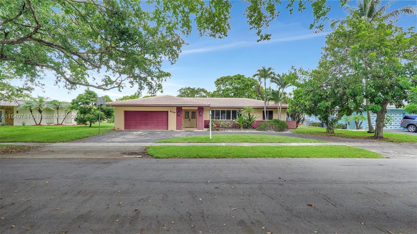 6549 20th Ct, Plantation, FL, 33317 United States, 4 Bedrooms Bedrooms, ,2 BathroomsBathrooms,Residential,For Sale,20th Ct,A11549784