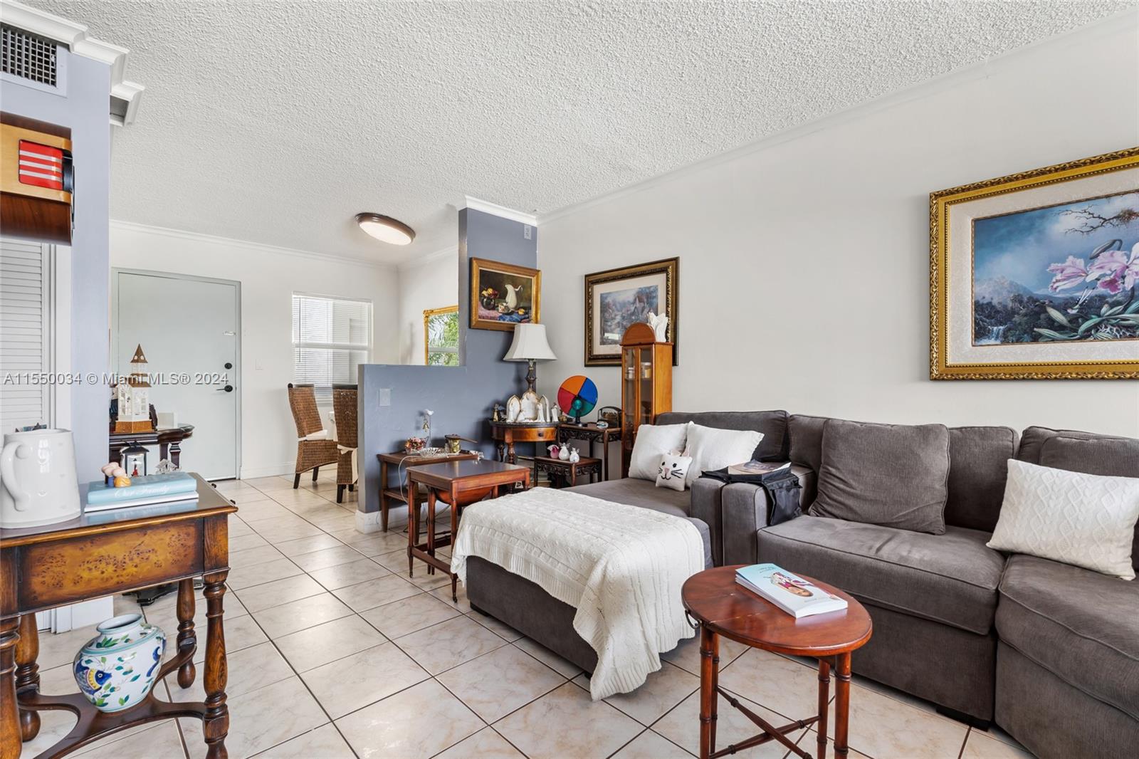 2555 NE 11th St 303, Fort Lauderdale, Florida 33304, 1 Bedroom Bedrooms, ,1 BathroomBathrooms,Residential,For Sale,2555 NE 11th St 303,A11550034