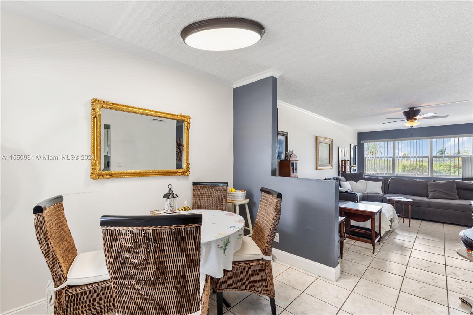 2555 NE 11th St 303, Fort Lauderdale, Florida 33304, 1 Bedroom Bedrooms, ,1 BathroomBathrooms,Residential,For Sale,2555 NE 11th St 303,A11550034