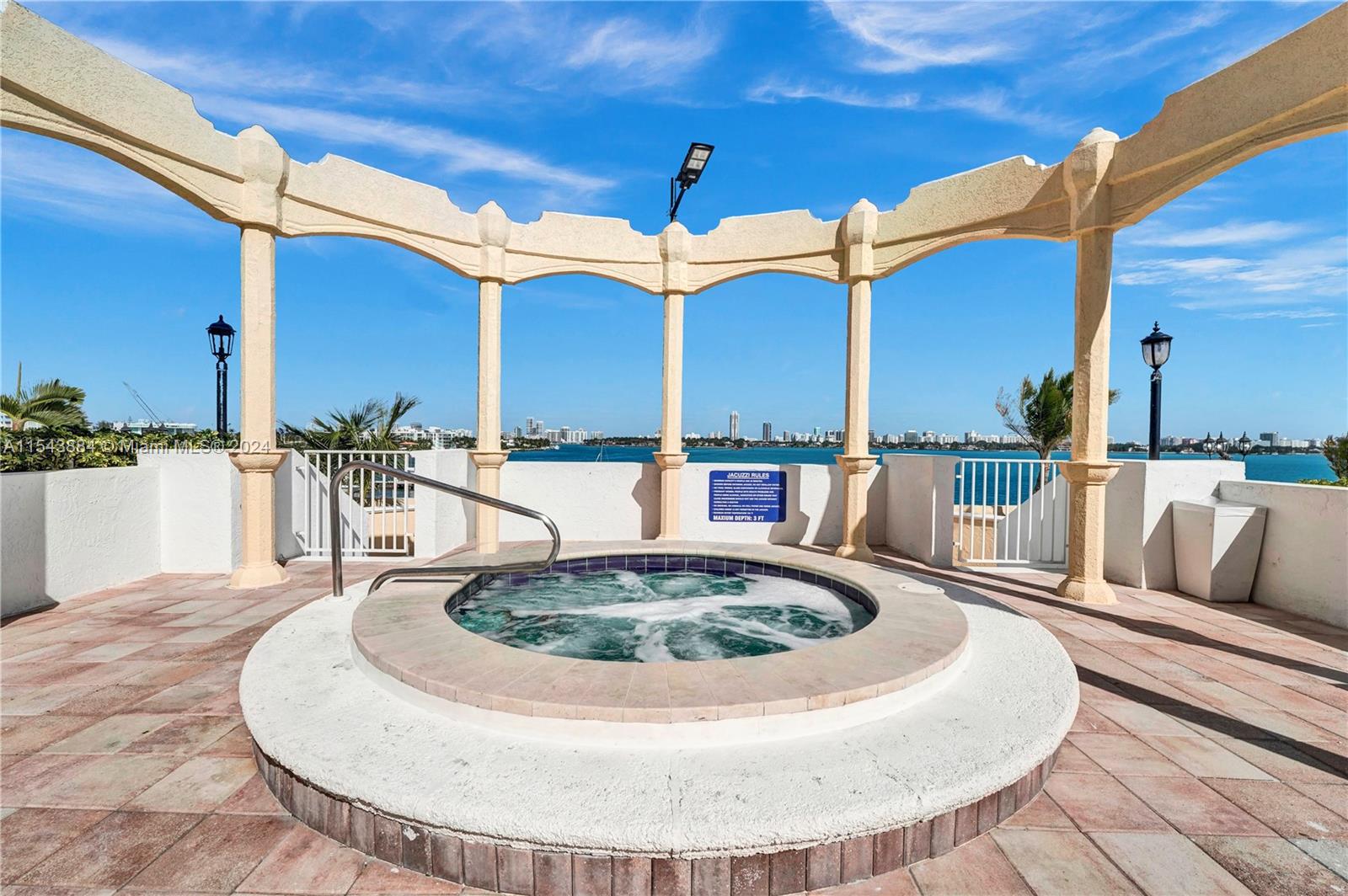 7601 E Treasure Dr 1402, North Bay Village, Florida 33141, 2 Bedrooms Bedrooms, ,2 BathroomsBathrooms,Residential,For Sale,7601 E Treasure Dr 1402,A11543884