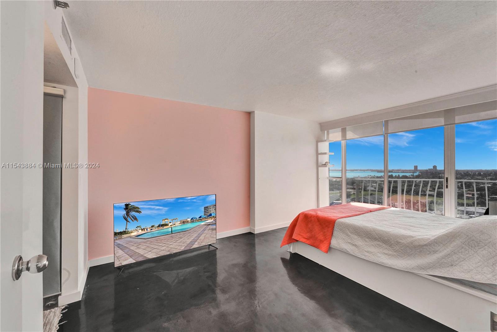 7601 E Treasure Dr 1402, North Bay Village, Florida 33141, 2 Bedrooms Bedrooms, ,2 BathroomsBathrooms,Residential,For Sale,7601 E Treasure Dr 1402,A11543884