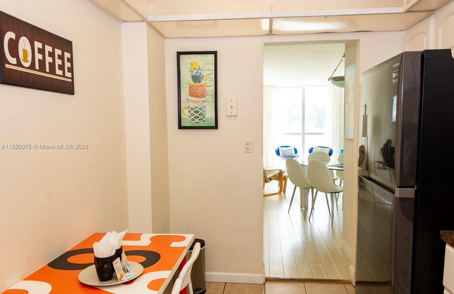 Fully equipped kitchen with new appliances