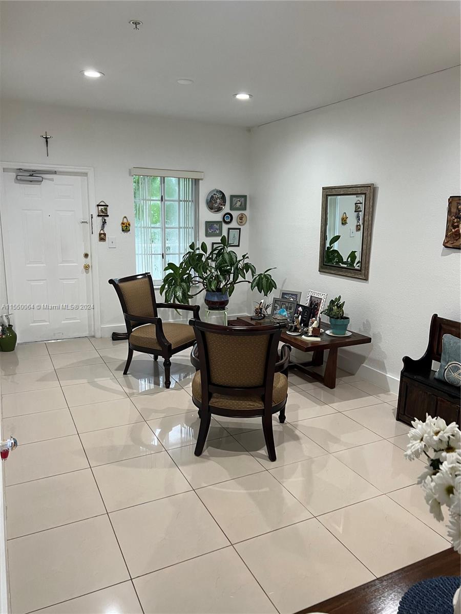 6940 NW 179th St 302-7, Hialeah, Florida 33015, 3 Bedrooms Bedrooms, ,2 BathroomsBathrooms,Residential,For Sale,6940 NW 179th St 302-7,A11550064