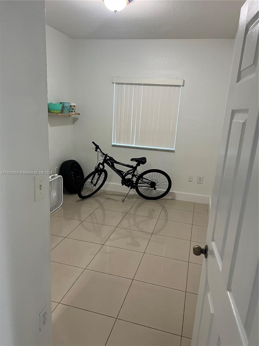 6940 NW 179th St 302-7, Hialeah, Florida 33015, 3 Bedrooms Bedrooms, ,2 BathroomsBathrooms,Residential,For Sale,6940 NW 179th St 302-7,A11550064