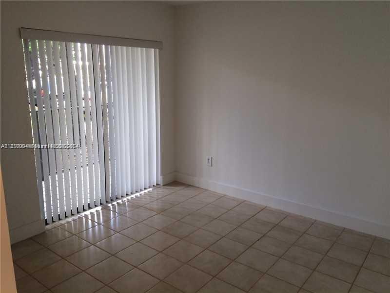 Miami, Florida 33172, 2 Bedrooms Bedrooms, ,1 BathroomBathrooms,Residential,For Sale,A11550094