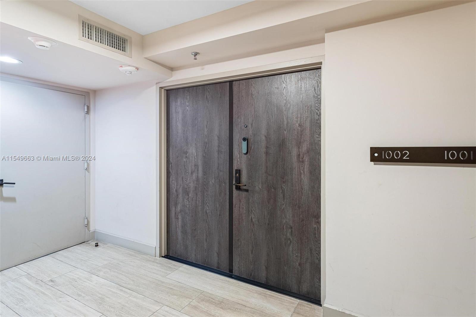 3411 Indian Creek Dr 1002, Miami Beach, Florida 33140, 2 Bedrooms Bedrooms, ,2 BathroomsBathrooms,Residential,For Sale,3411 Indian Creek Dr 1002,A11549663