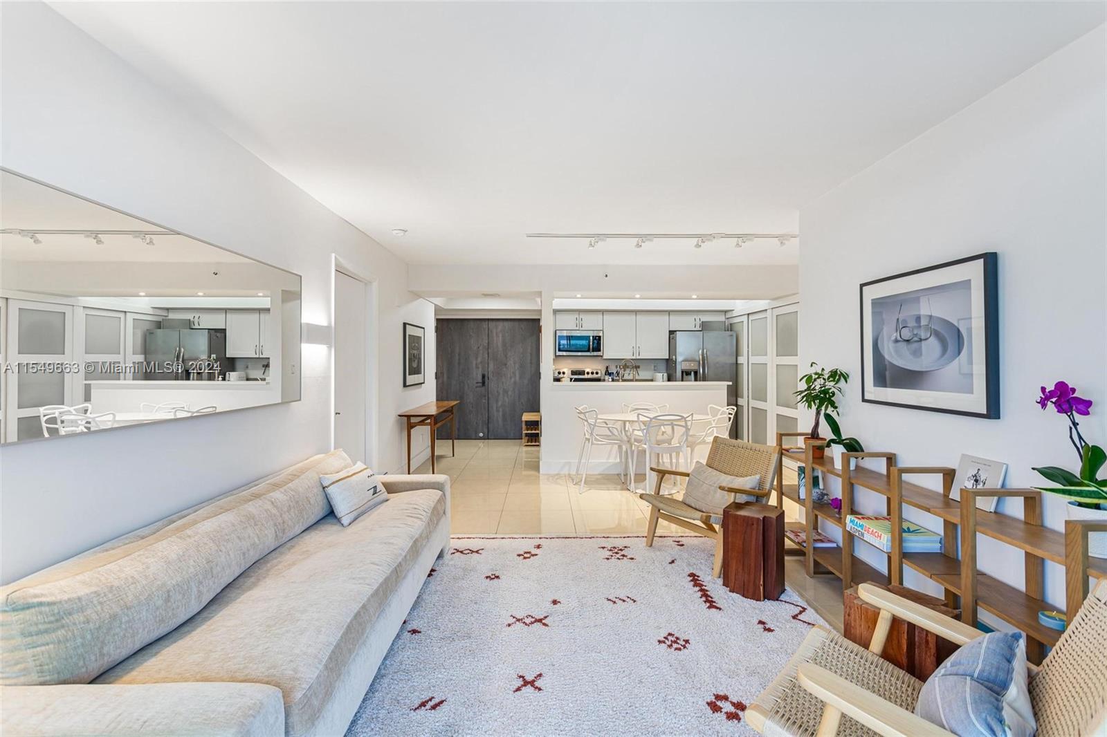 3411 Indian Creek Dr 1002, Miami Beach, Florida 33140, 2 Bedrooms Bedrooms, ,2 BathroomsBathrooms,Residential,For Sale,3411 Indian Creek Dr 1002,A11549663