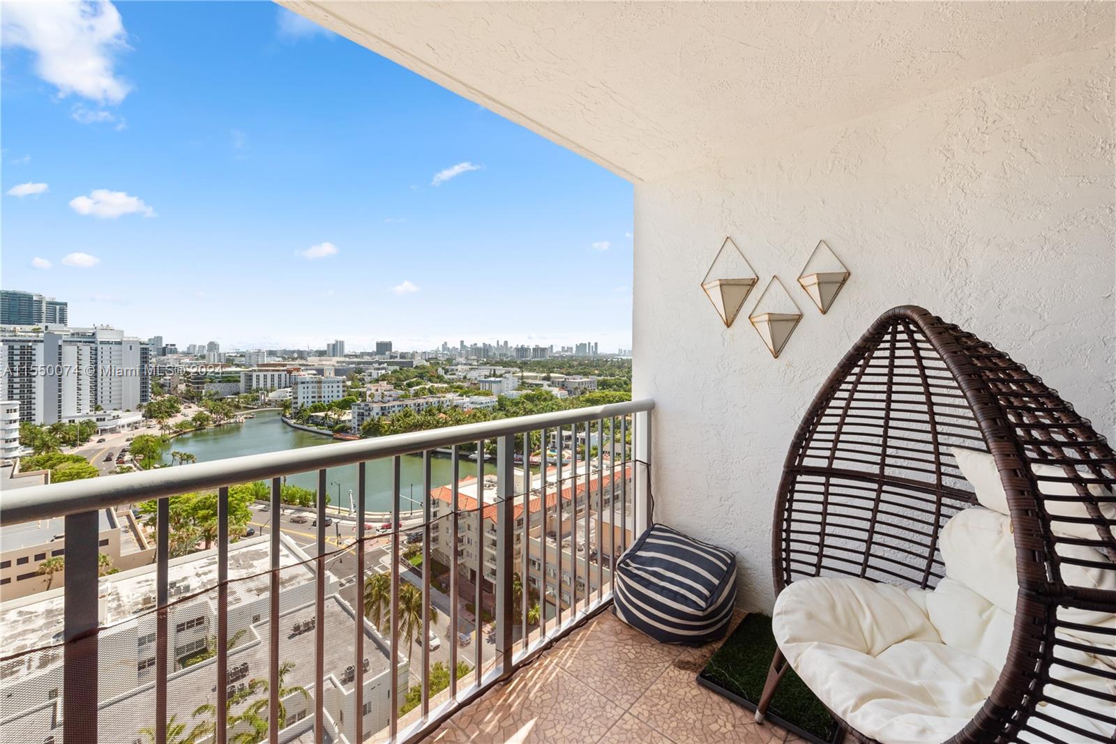 2655 Collins Ave 1904, Miami Beach, Florida 33140, 1 Bedroom Bedrooms, ,1 BathroomBathrooms,Residentiallease,For Rent,2655 Collins Ave 1904,A11550074
