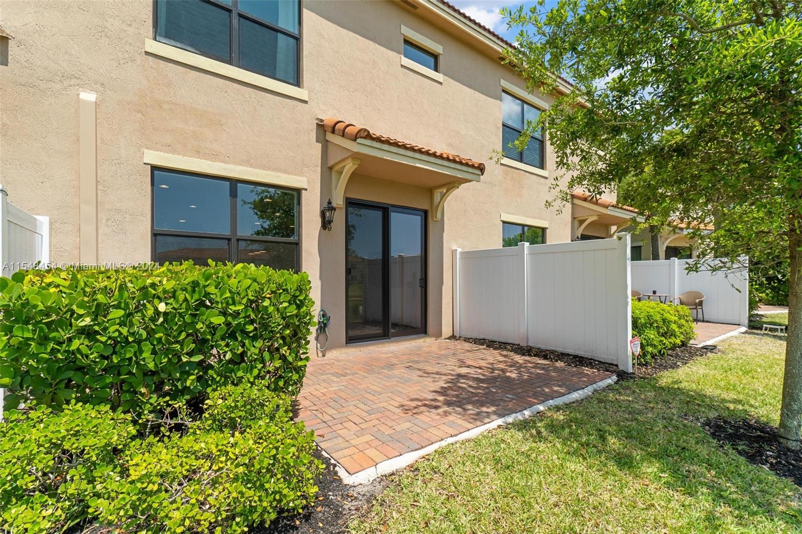 9984 Brickhill Dr 9984, Boca Raton, FL 33428, 3 Bedrooms Bedrooms, ,2 BathroomsBathrooms,Residential,For Sale,Brickhill Dr,A11548454