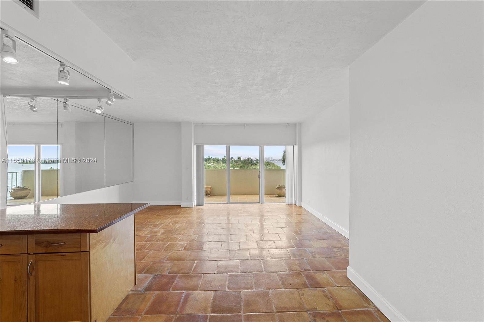 880 NE 69th St 4Q, Miami, Florida 33138, 1 Bedroom Bedrooms, ,1 BathroomBathrooms,Residential,For Sale,880 NE 69th St 4Q,A11550173