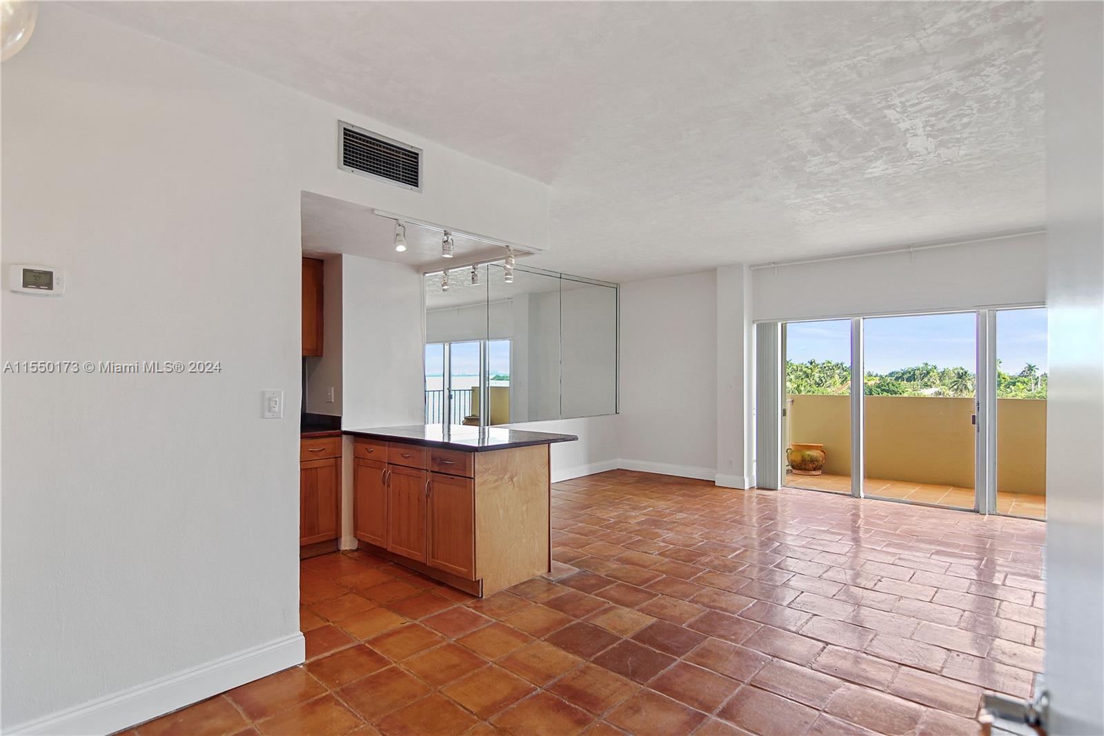 880 NE 69th St 4Q, Miami, Florida 33138, 1 Bedroom Bedrooms, ,1 BathroomBathrooms,Residential,For Sale,880 NE 69th St 4Q,A11550173