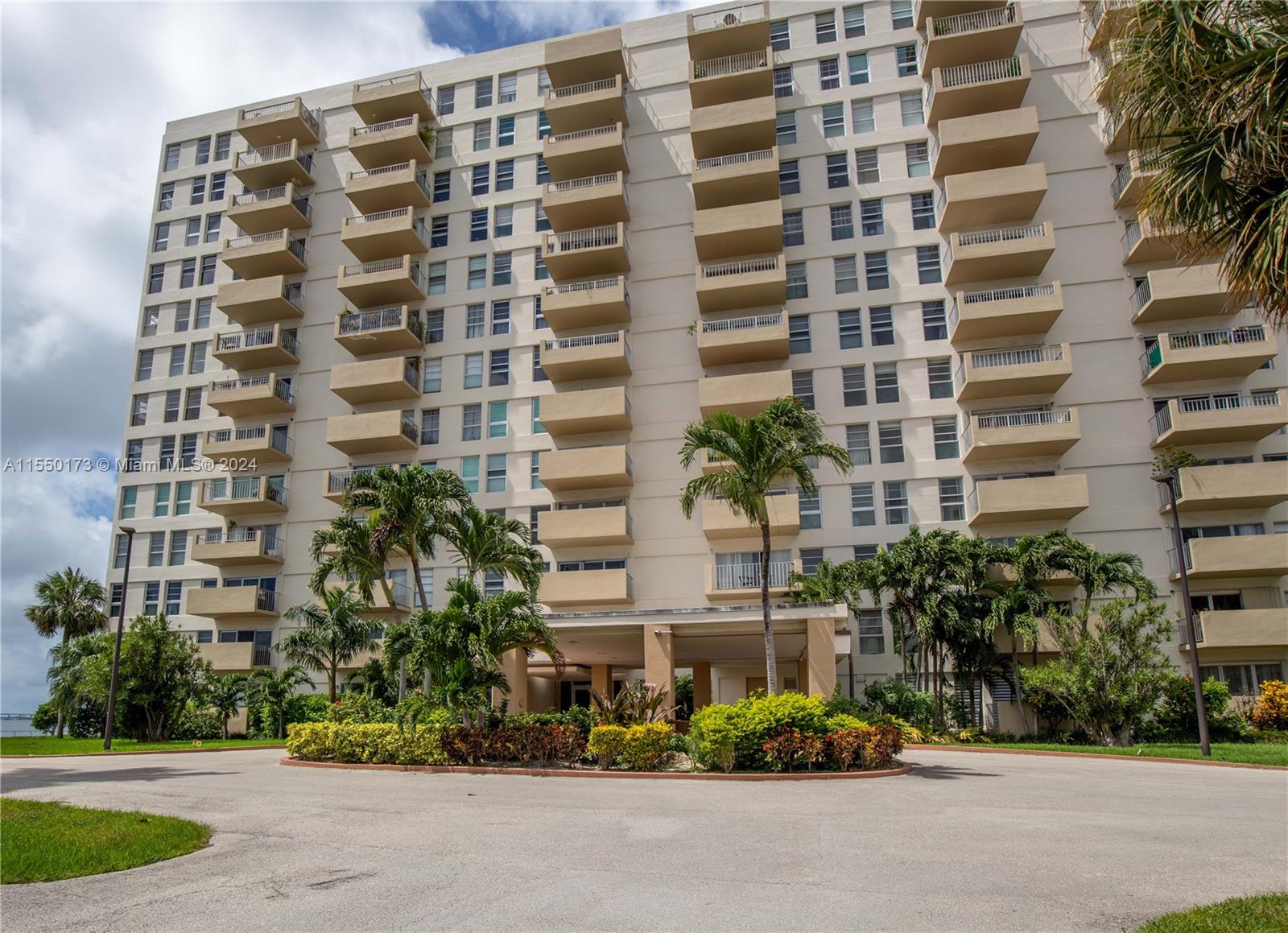 880 69th St, Miami, FL, 33138 United States, 1 Bedroom Bedrooms, ,1 BathroomBathrooms,Residential,For Sale,69th St,A11550173