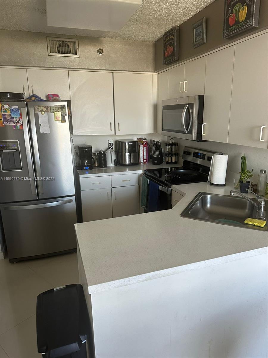 3300 NE 192nd St PH10, Aventura, Florida 33180, 1 Bedroom Bedrooms, ,1 BathroomBathrooms,Residential,For Sale,3300 NE 192nd St PH10,A11550179