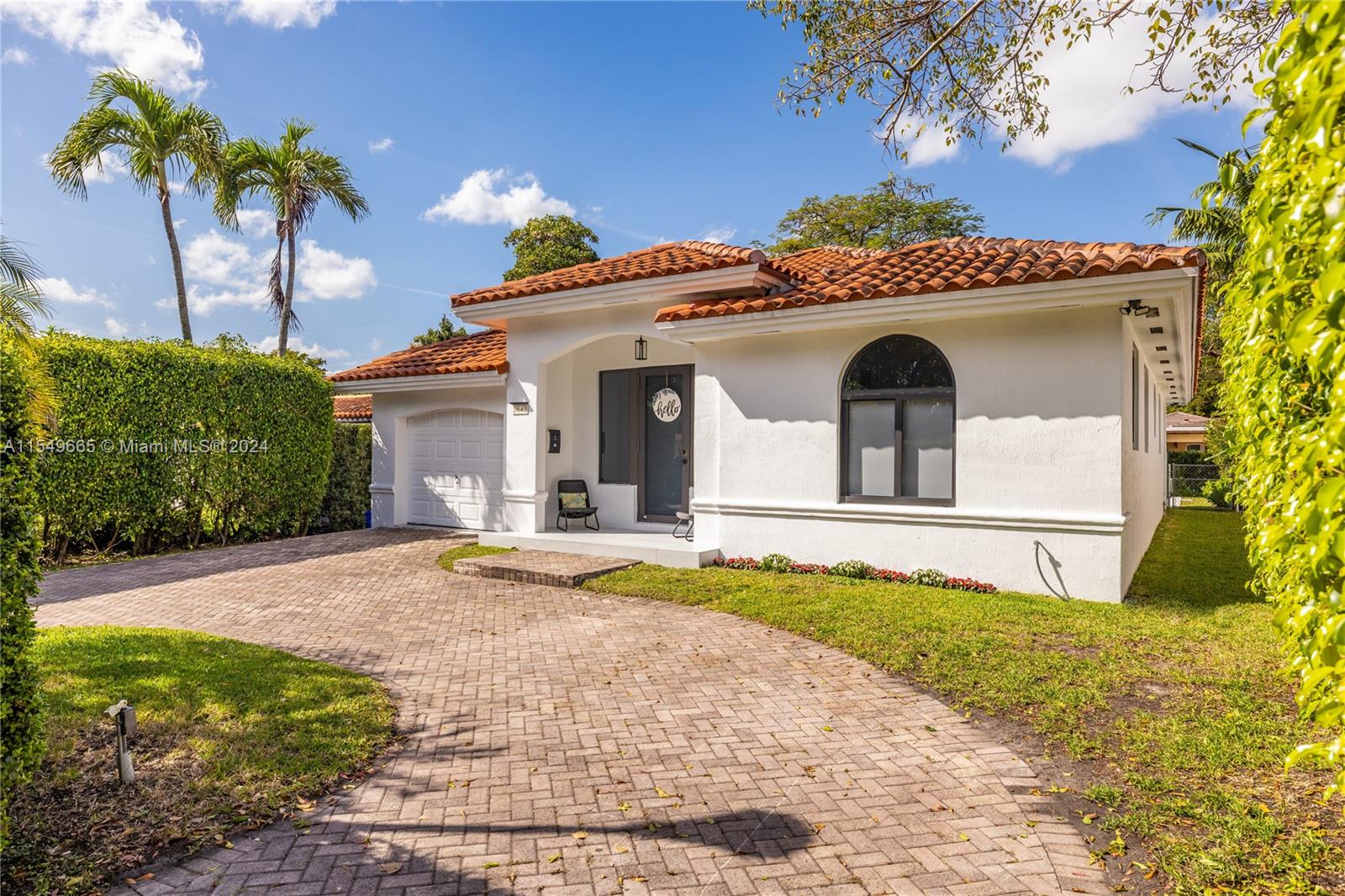 1543 Bird Rd, Coral Gables, FL, 33146 United States, 4 Bedrooms Bedrooms, ,2 BathroomsBathrooms,Residential,For Sale,Bird Rd,A11549665