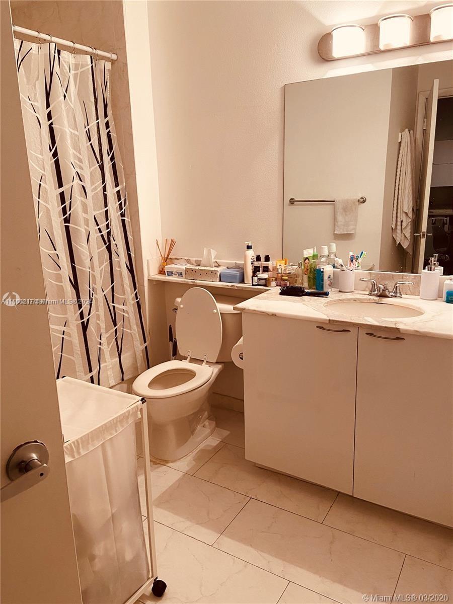 234 NE 3rd St 2109, Miami, Florida 33132, 1 Bedroom Bedrooms, ,1 BathroomBathrooms,Residentiallease,For Rent,234 NE 3rd St 2109,A11550217