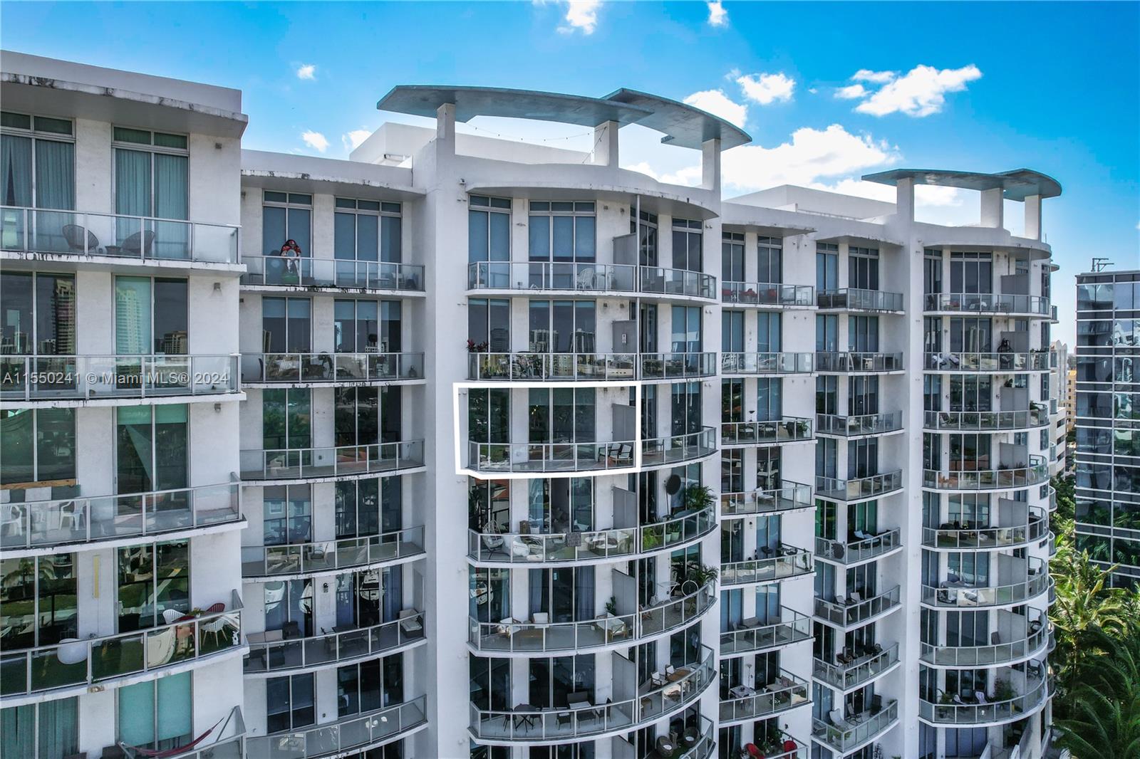 3029 NE 188th St 907, Aventura, Florida 33180, 1 Bedroom Bedrooms, 1 Room Rooms,2 BathroomsBathrooms,Residential,For Sale,3029 NE 188th St 907,A11550241