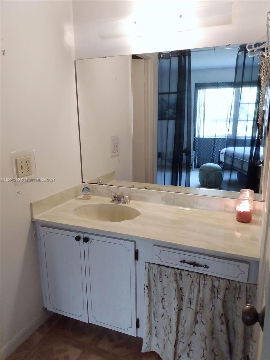 8280 SW 24th St 7309, North Lauderdale, Florida 33068, 1 Bedroom Bedrooms, ,1 BathroomBathrooms,Residential,For Sale,8280 SW 24th St 7309,A11550259