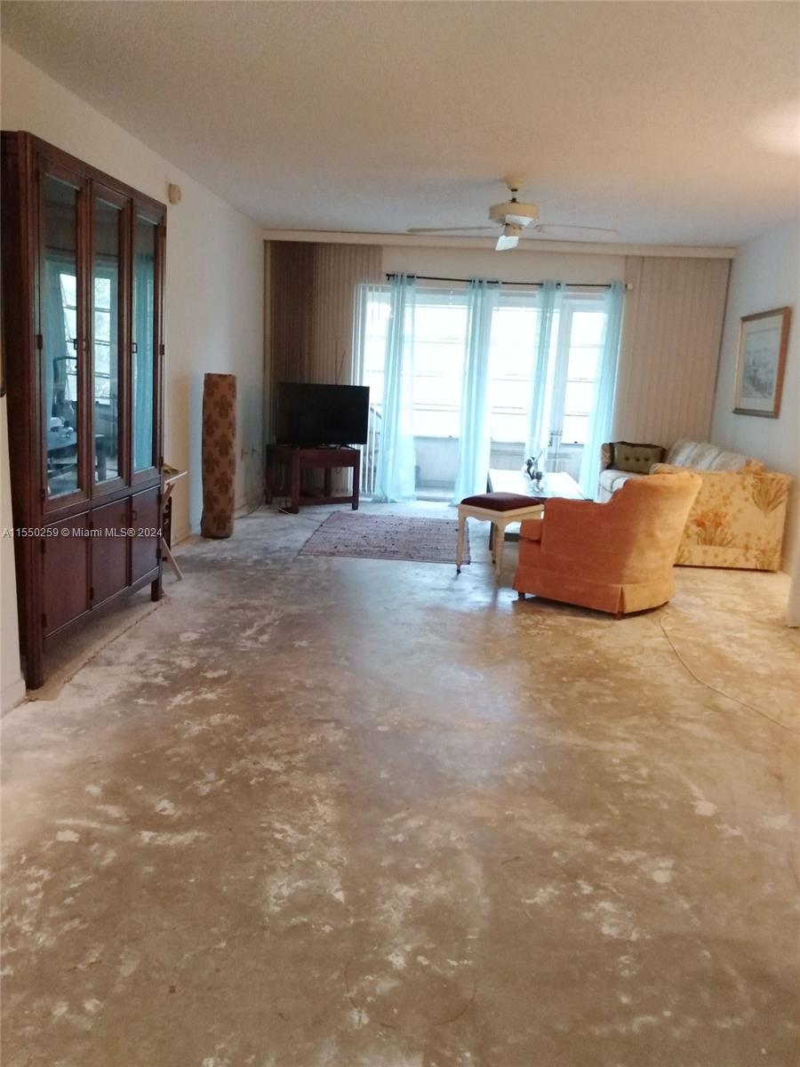 8280 SW 24th St 7309, North Lauderdale, Florida 33068, 1 Bedroom Bedrooms, ,1 BathroomBathrooms,Residential,For Sale,8280 SW 24th St 7309,A11550259