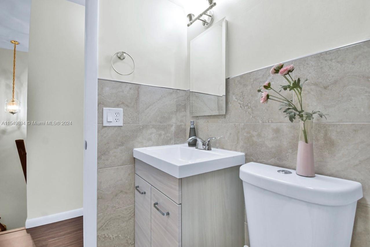 15660 SW 82nd Cir Ln 6-6, Miami, Florida 33193, 3 Bedrooms Bedrooms, ,2 BathroomsBathrooms,Residential,For Sale,15660 SW 82nd Cir Ln 6-6,A11549894