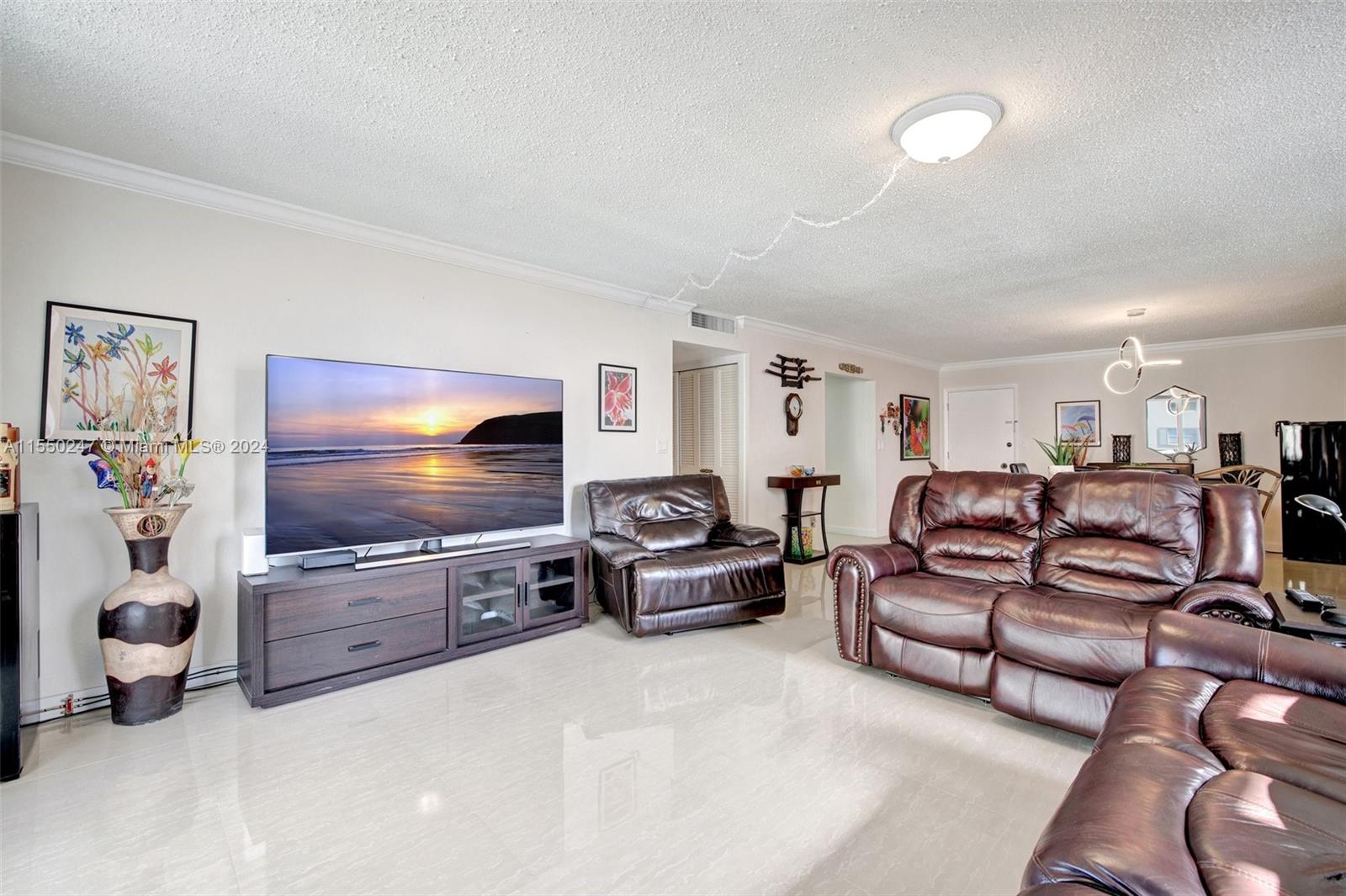 1601 S Ocean Dr 501, Hollywood, Florida 33019, 2 Bedrooms Bedrooms, ,2 BathroomsBathrooms,Residential,For Sale,1601 S Ocean Dr 501,A11550247