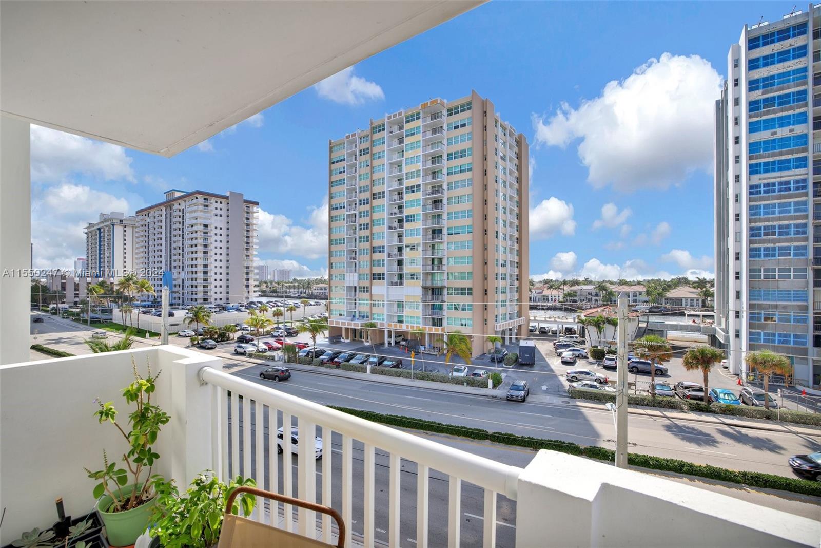 1601 S Ocean Dr 501, Hollywood, Florida 33019, 2 Bedrooms Bedrooms, ,2 BathroomsBathrooms,Residential,For Sale,1601 S Ocean Dr 501,A11550247