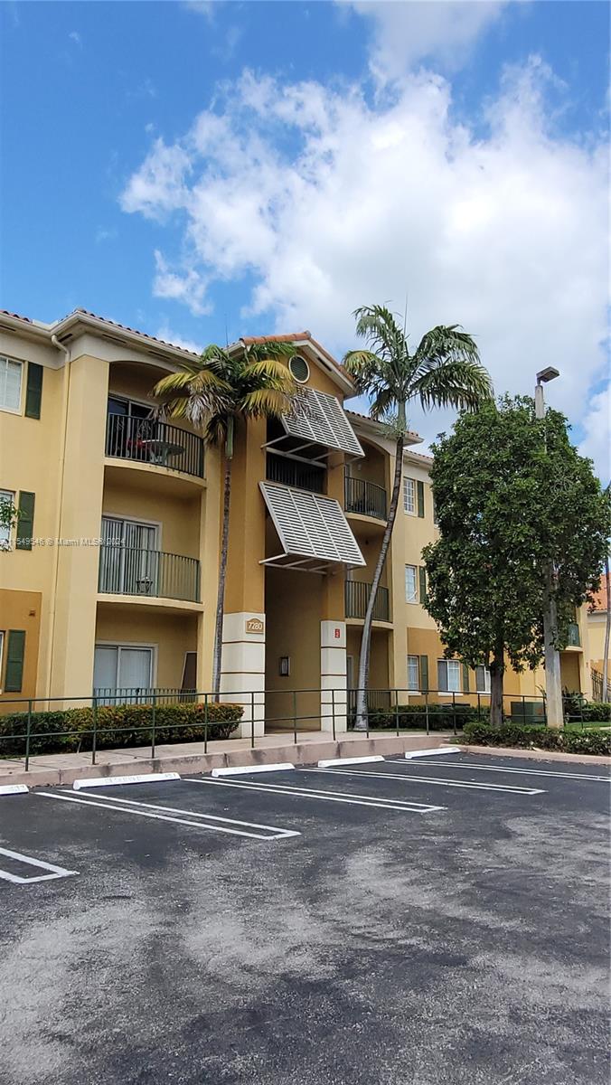 7280 NW 114th Ave #205-8 For Sale A11549546, FL