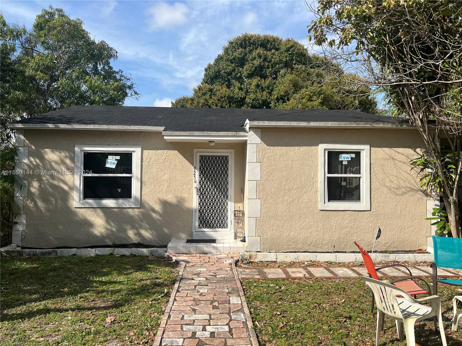 925 NW 124th St  For Sale A11550144, FL