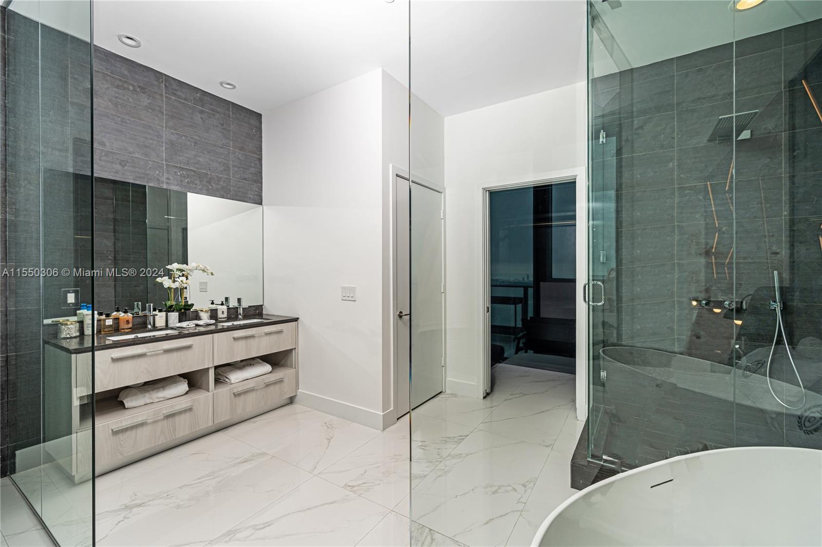 480 NE 31st UPH3, Miami, Florida 33137, 5 Bedrooms Bedrooms, ,5 BathroomsBathrooms,Residential,For Sale,480 NE 31st UPH3,A11550306