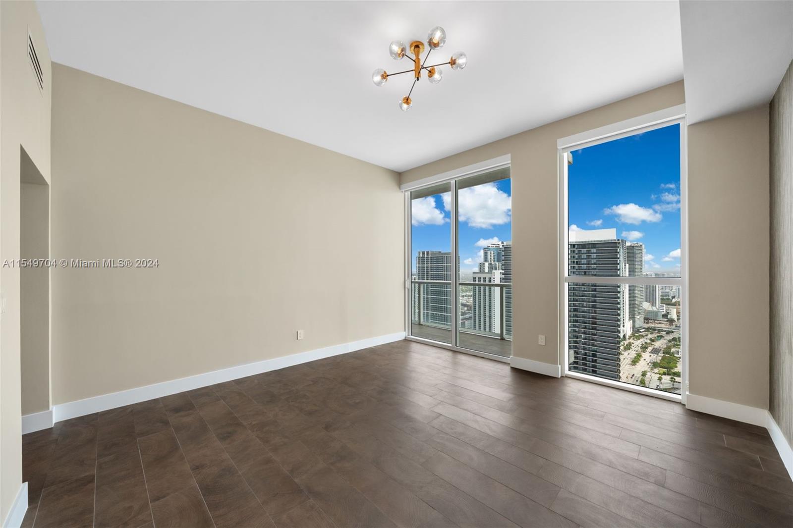 244 Biscayne Blvd UPH-4904, Miami, Florida 33132, 5 Bedrooms Bedrooms, ,5 BathroomsBathrooms,Residential,For Sale,244 Biscayne Blvd UPH-4904,A11549704