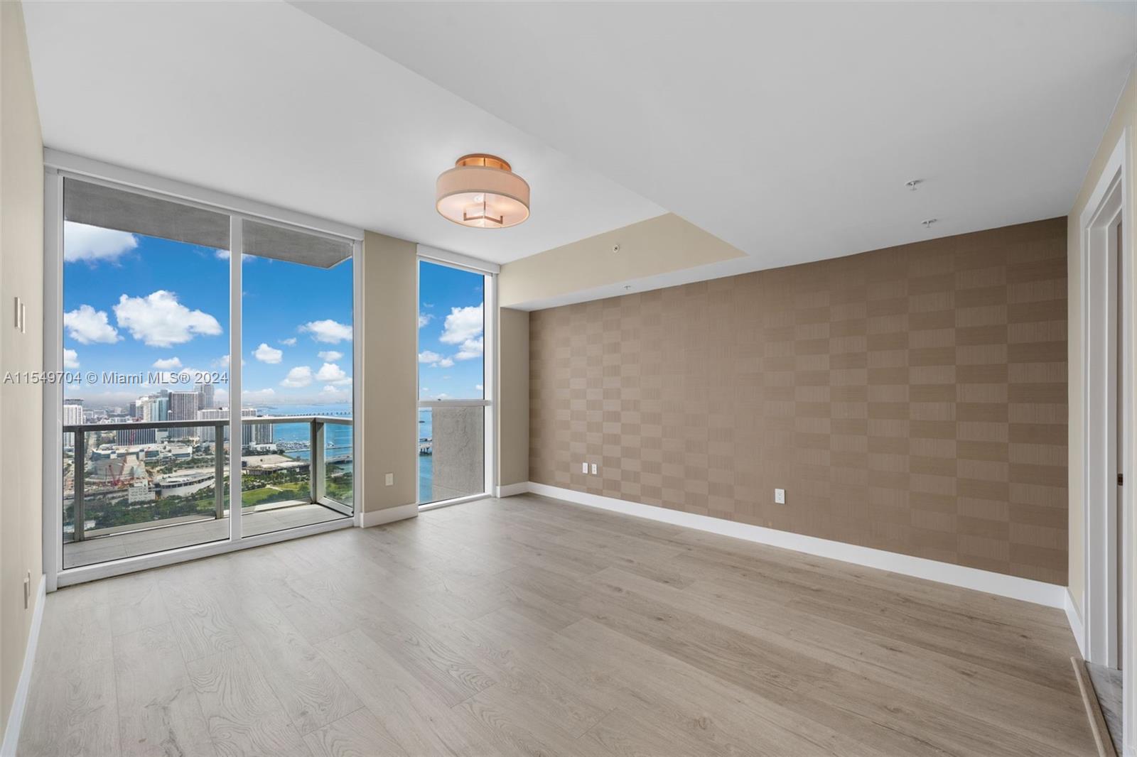 244 Biscayne Blvd UPH-4904, Miami, Florida 33132, 5 Bedrooms Bedrooms, ,5 BathroomsBathrooms,Residential,For Sale,244 Biscayne Blvd UPH-4904,A11549704