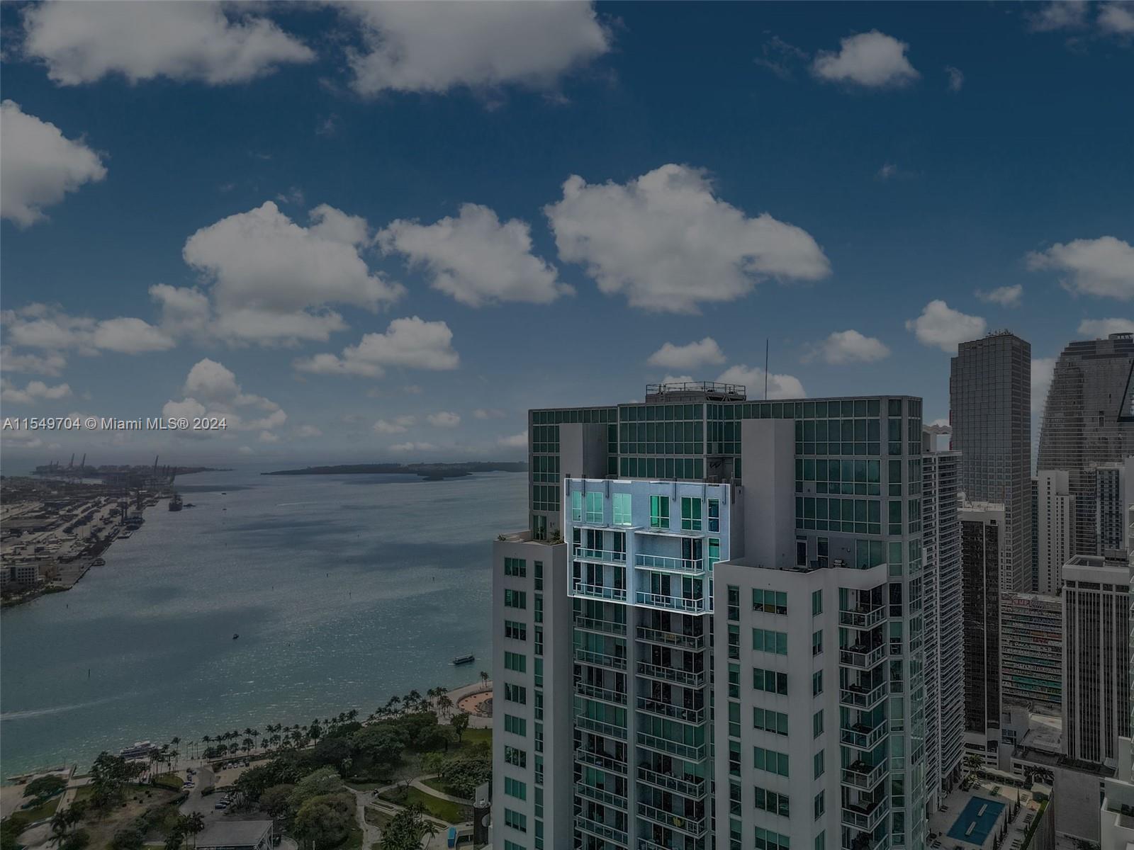 244 Biscayne Blvd UPH-4904, Miami, Florida 33132, 5 Bedrooms Bedrooms, ,5 BathroomsBathrooms,Residential,For Sale,244 Biscayne Blvd UPH-4904,A11549704